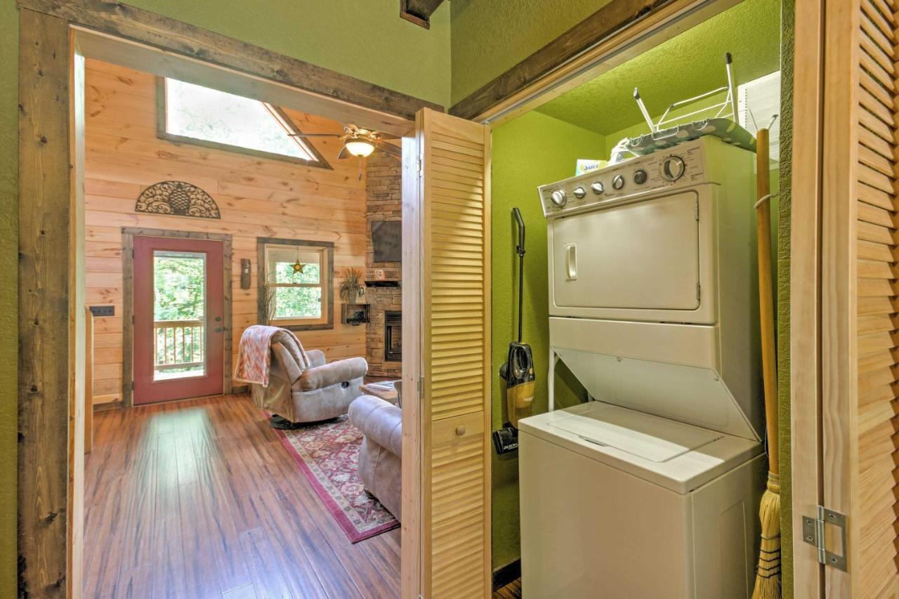 Scenic Fox Ridge Cabin On 4 Acres With Hot Tub! Whittier Exteriér fotografie